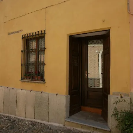 Antiche Mura * أفيليانا